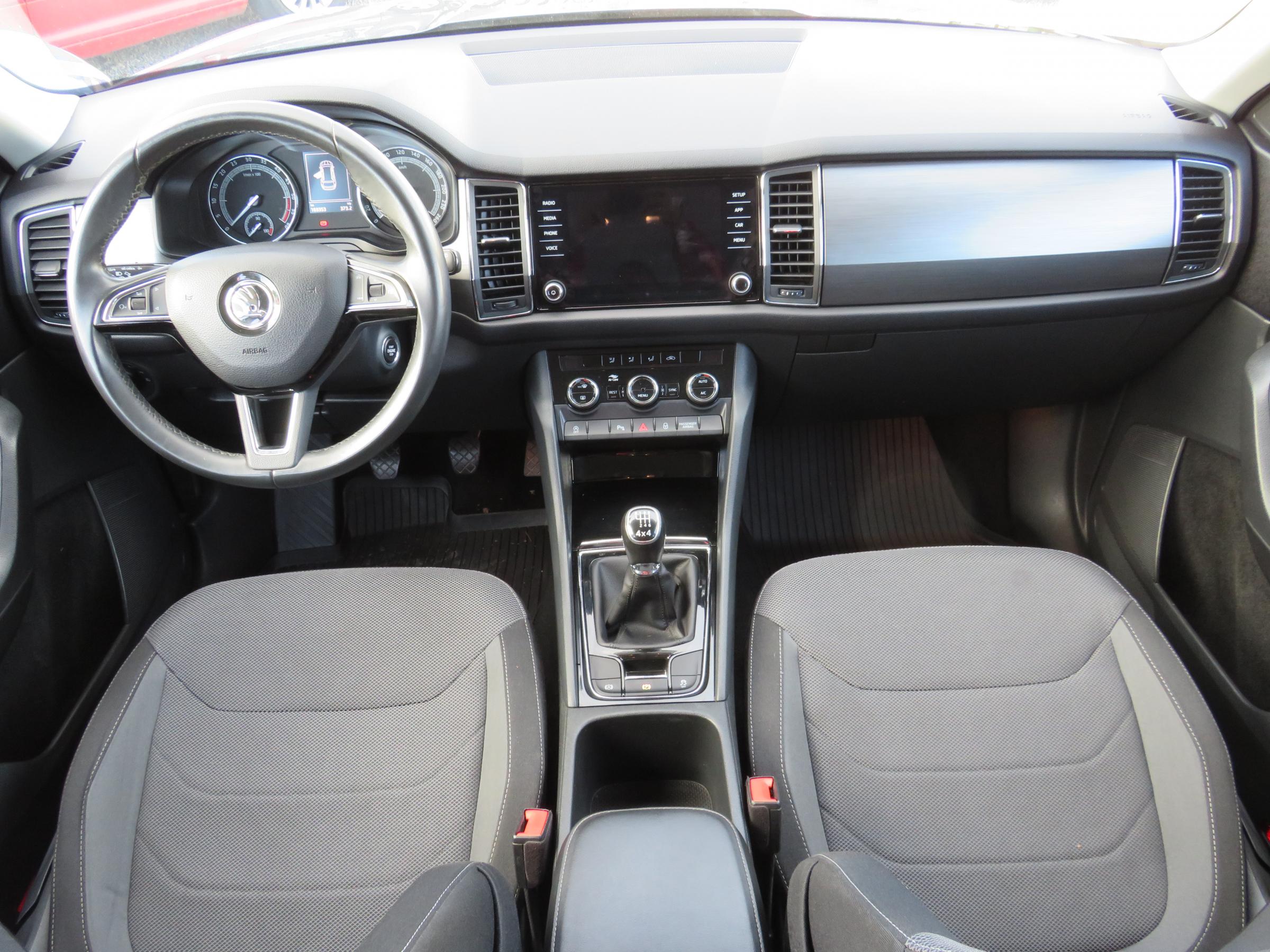 Škoda Kodiaq, 2019 - pohled č. 8