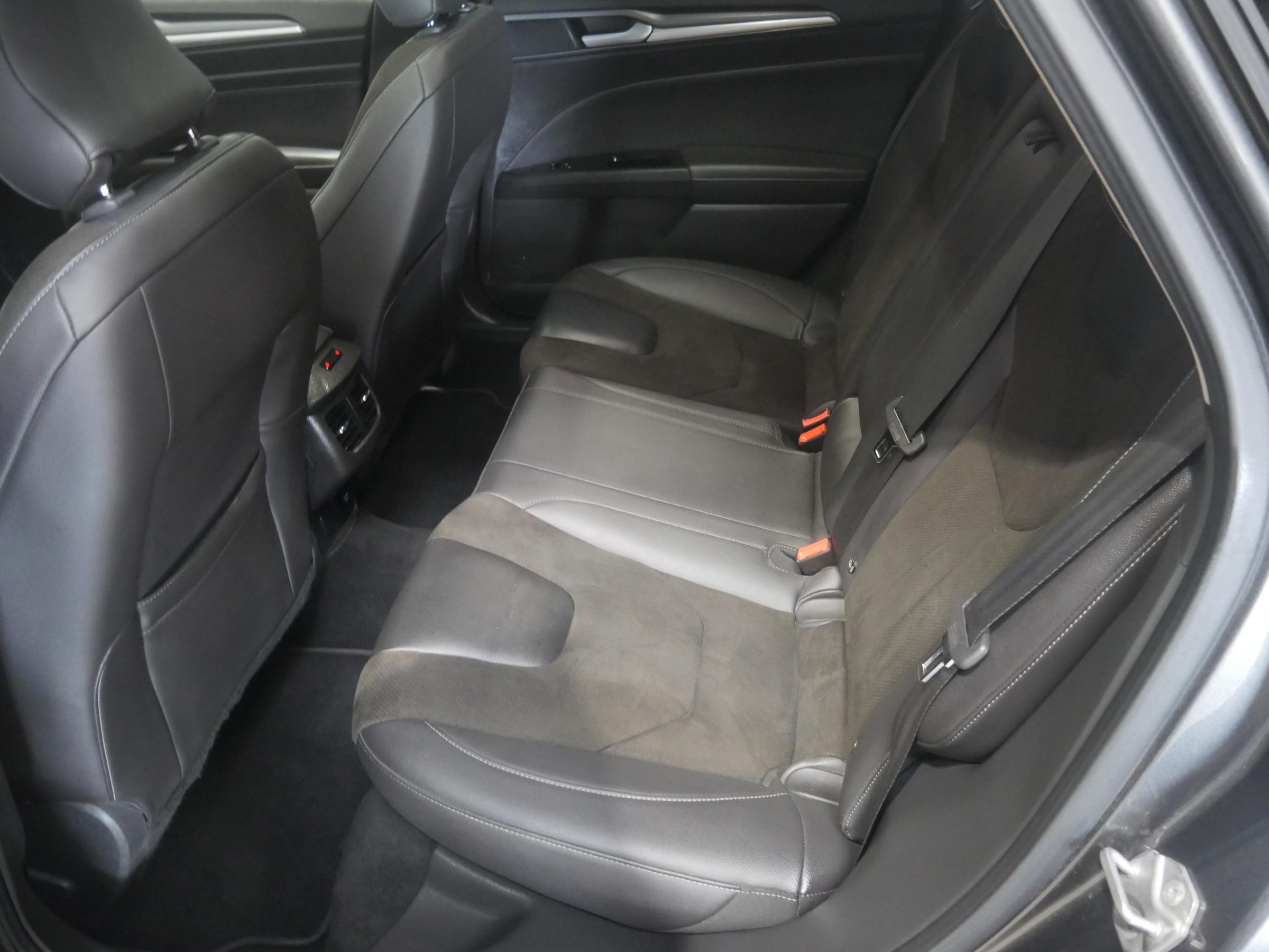 Ford Mondeo, 2016 - pohled č. 10