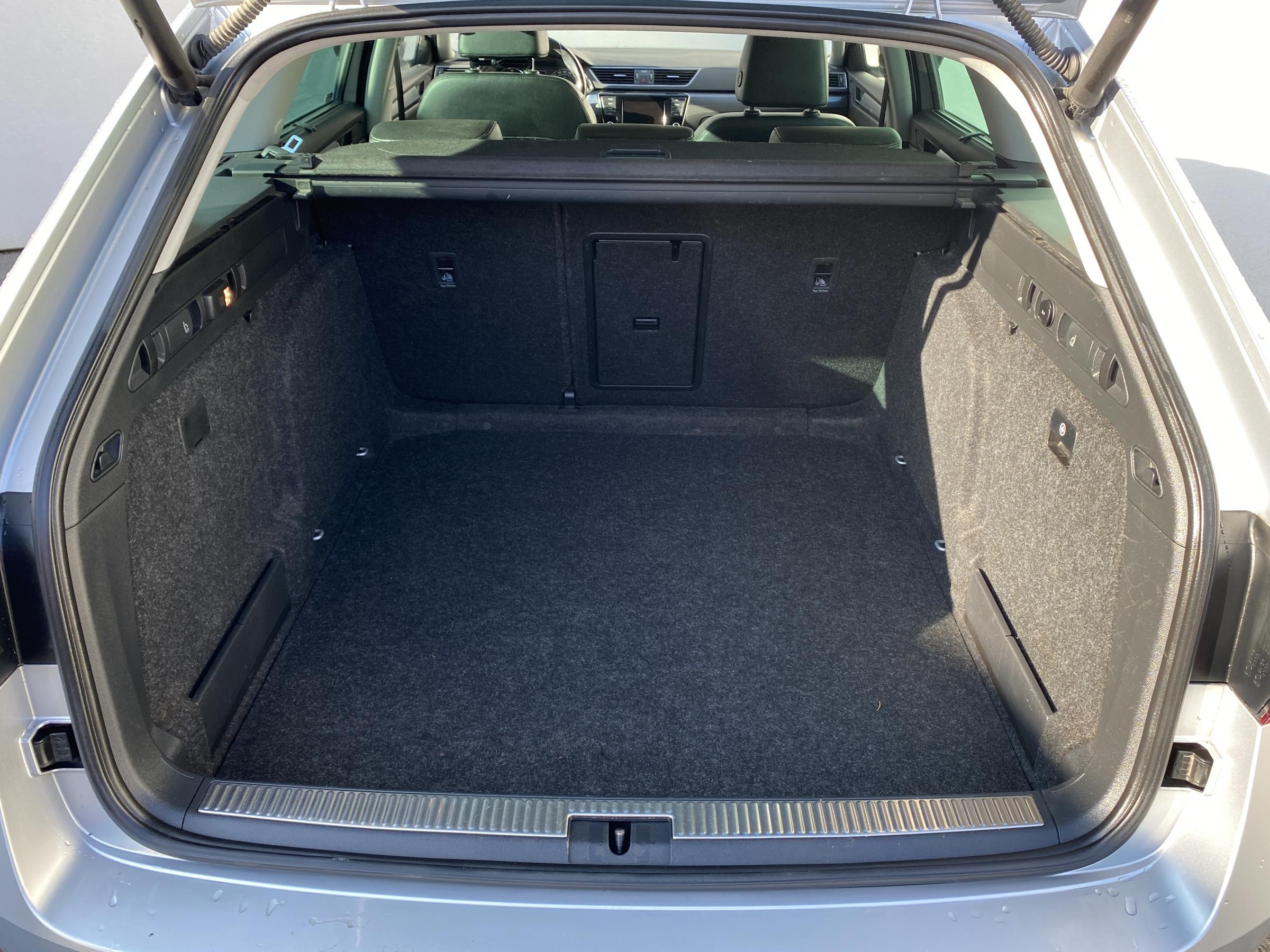 Škoda Superb III, 2016 - pohled č. 7