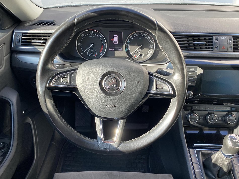 Škoda Superb III 2.0 TDi Style