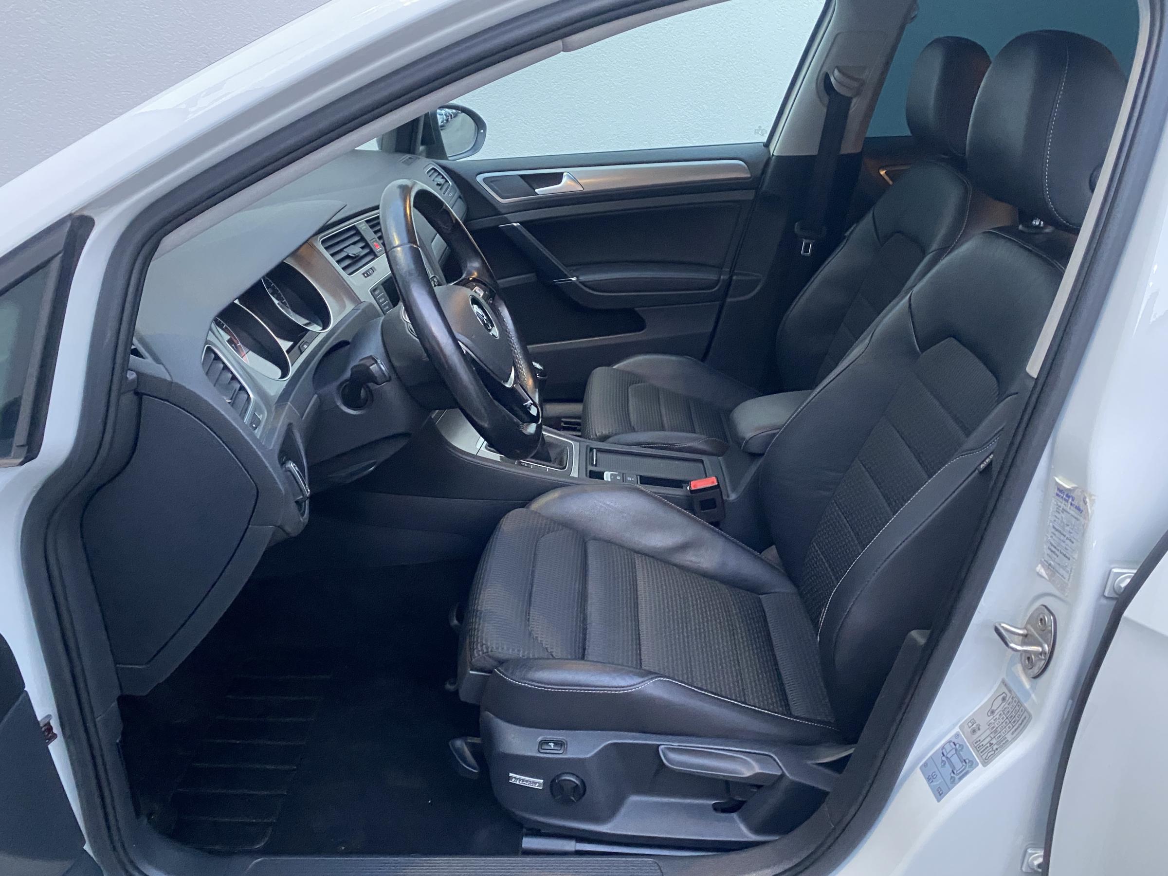 Volkswagen Golf, 2016 - pohled č. 9