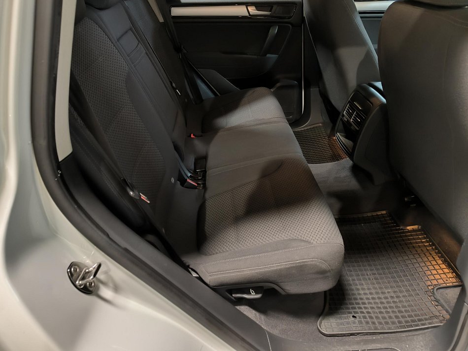 Volkswagen Touareg 3.0TDi  4Motion