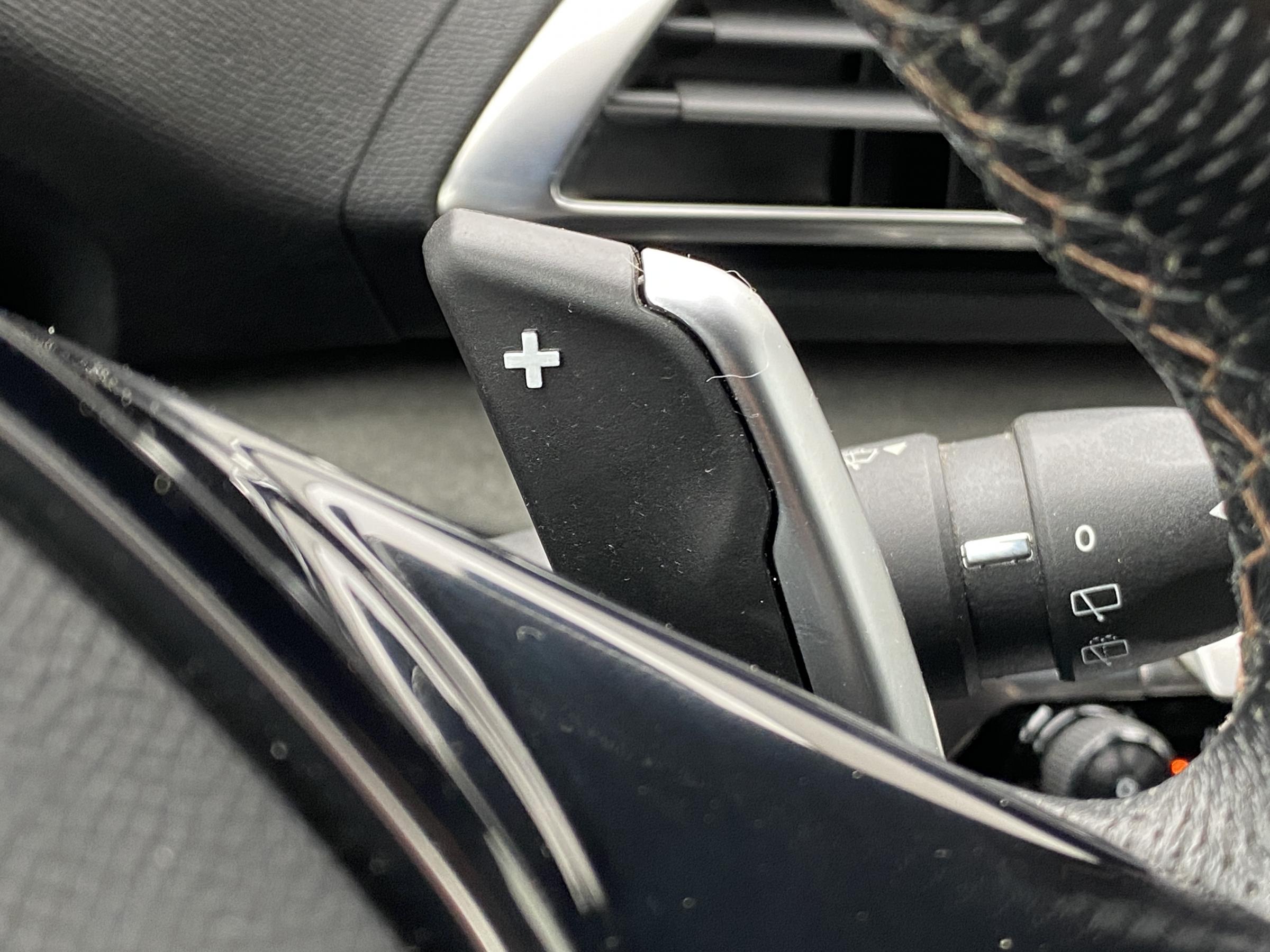 Peugeot 5008, 2019 - pohled č. 16