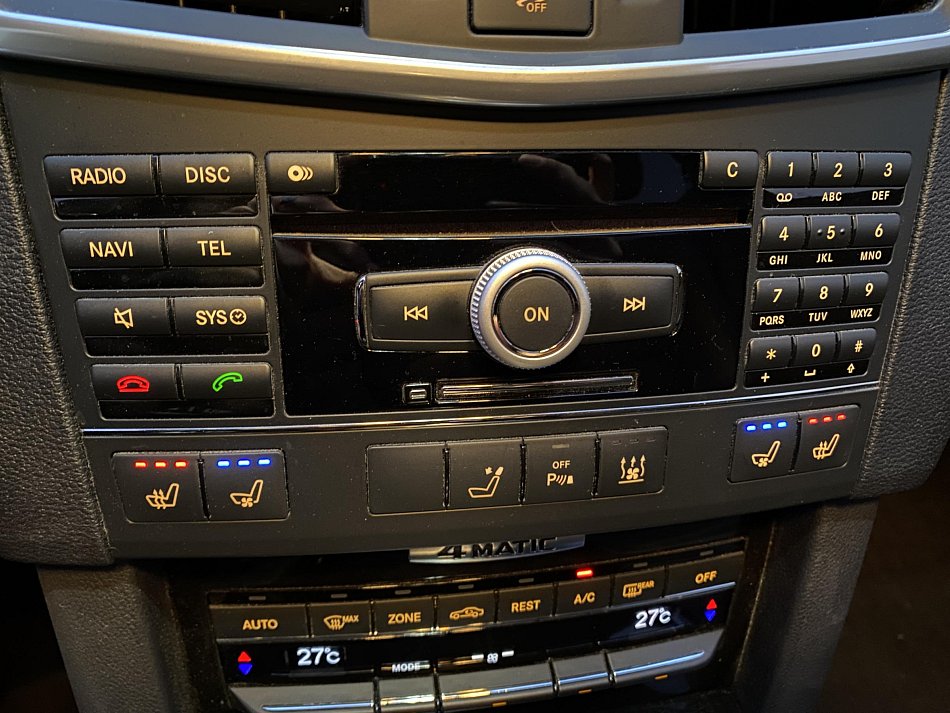 Mercedes-Benz Třída E 3.0 CDi Avantgarde E350, 4M