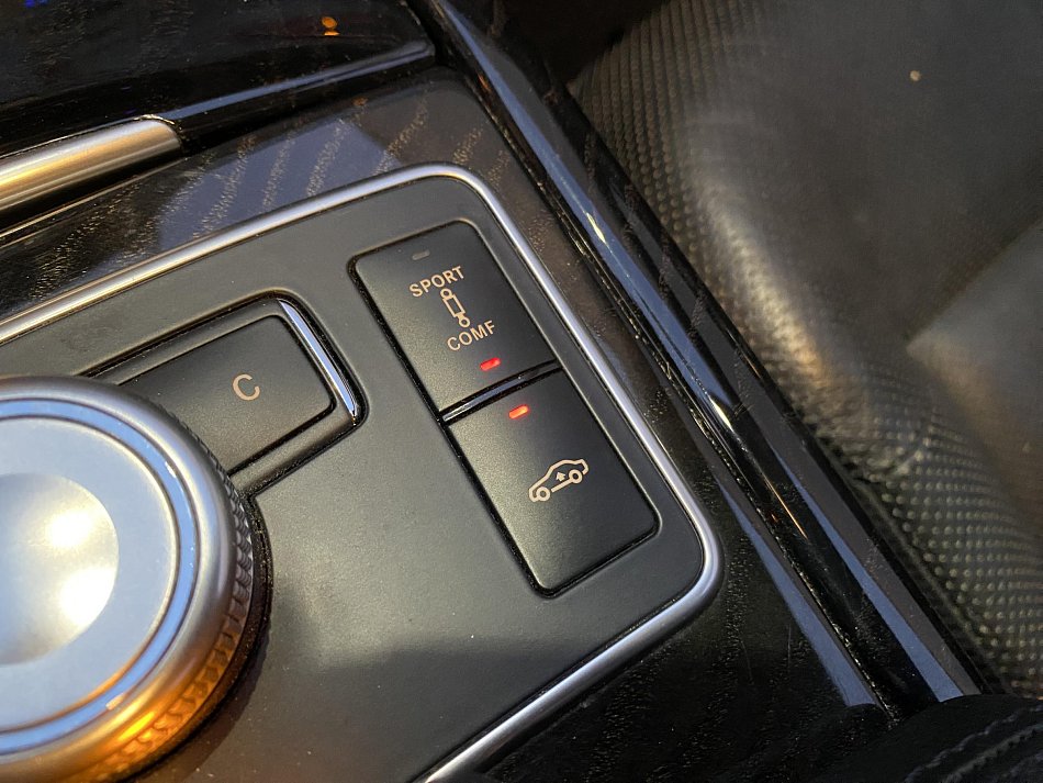 Mercedes-Benz Třída E 3.0 CDi Avantgarde E350, 4M