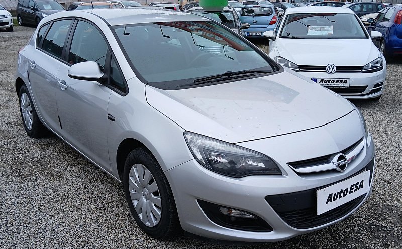 Opel Astra 1.6 CDTi 
