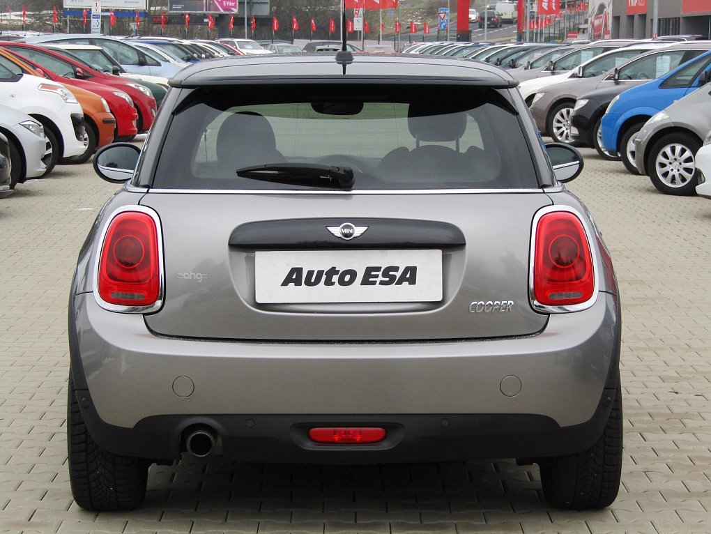 Mini Cooper 1.5i 
