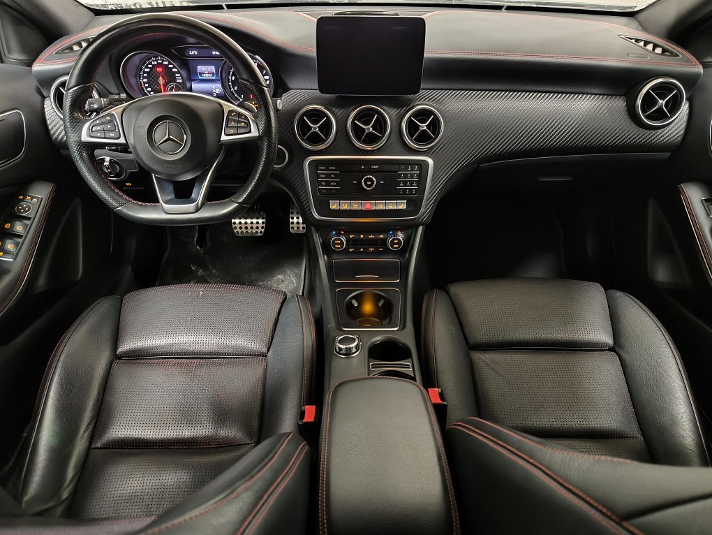 Mercedes-Benz Třída A 2.0T Sport A220 4Mat