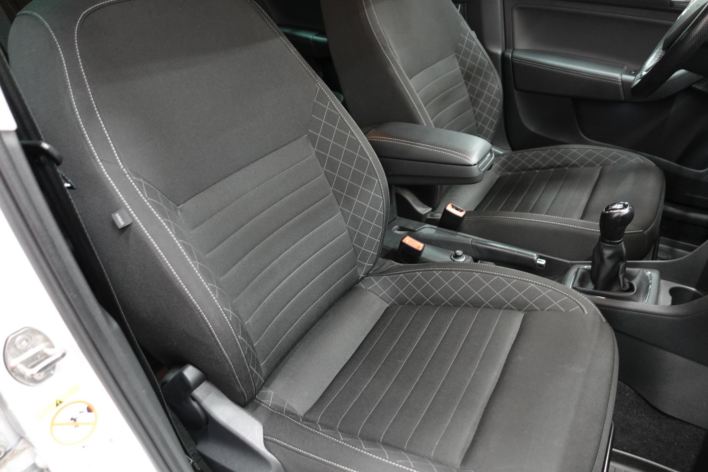 Škoda Rapid, 2017 - pohled č. 11