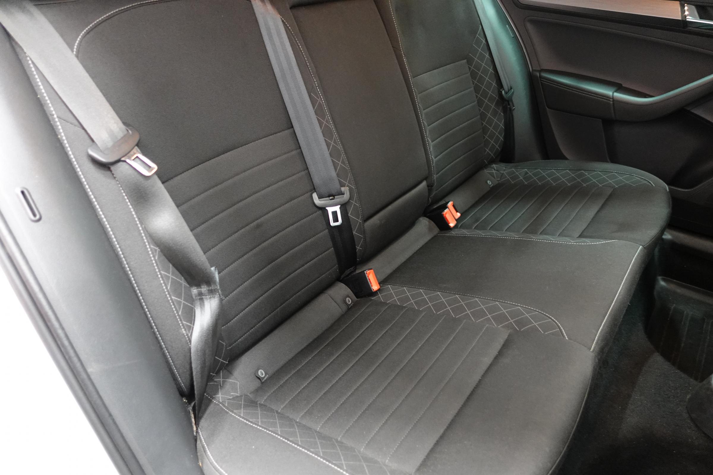 Škoda Rapid, 2017 - pohled č. 12