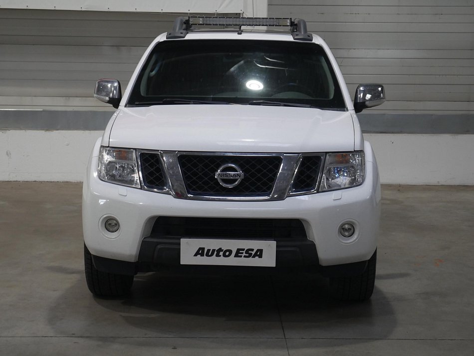Nissan Navara 3.0d 