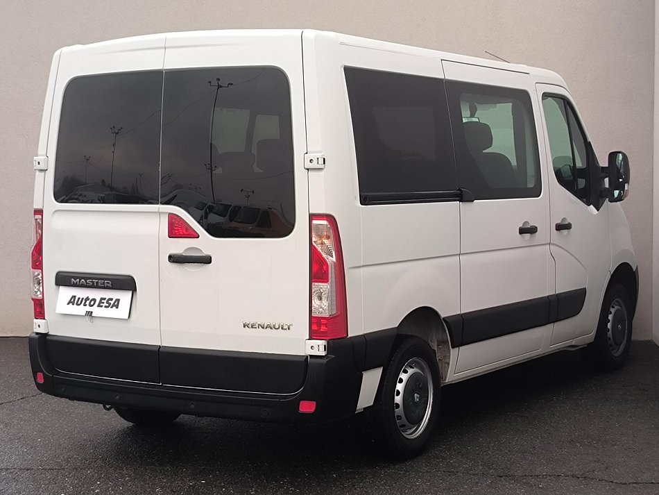 Renault Master 2.3dCi  L1H1 5míst