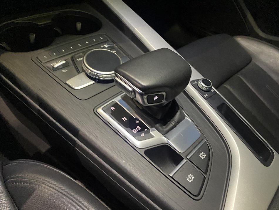 Audi A4 2.0 TDi  quattro