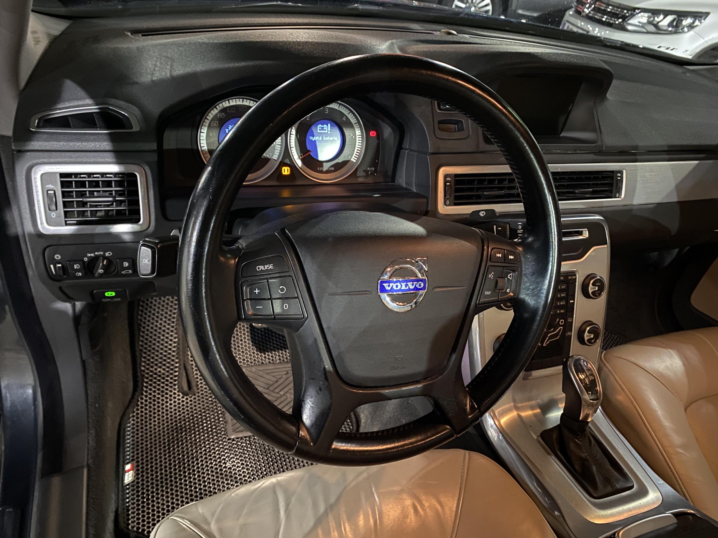 Volvo S80, 2013 - pohled č. 13