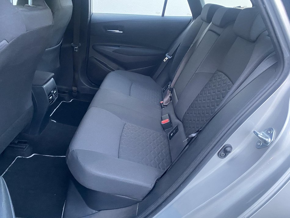 Toyota Corolla 1.8 Hybrid e-CVT Comfort