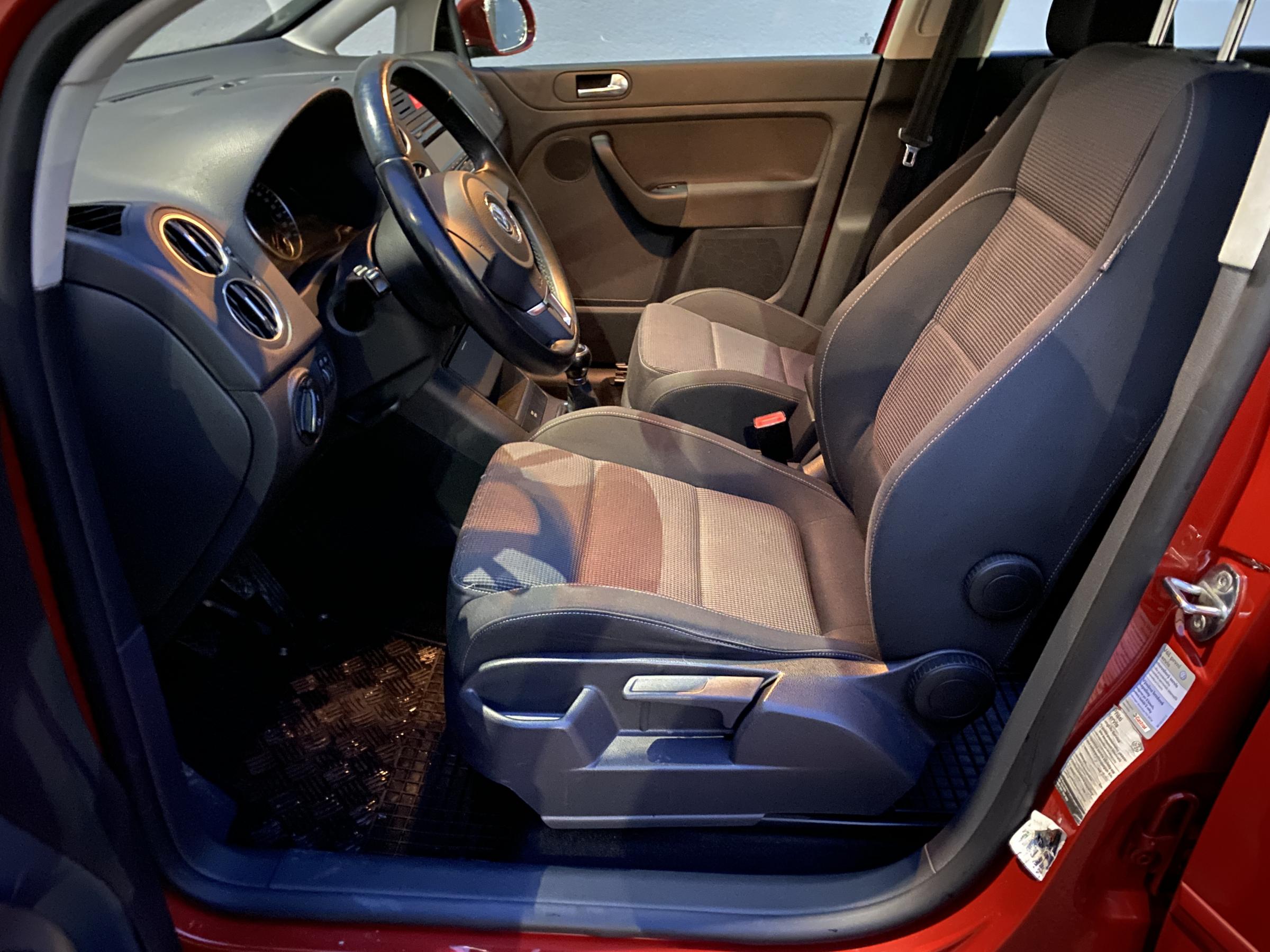 Volkswagen Golf Plus, 2010 - pohled č. 8