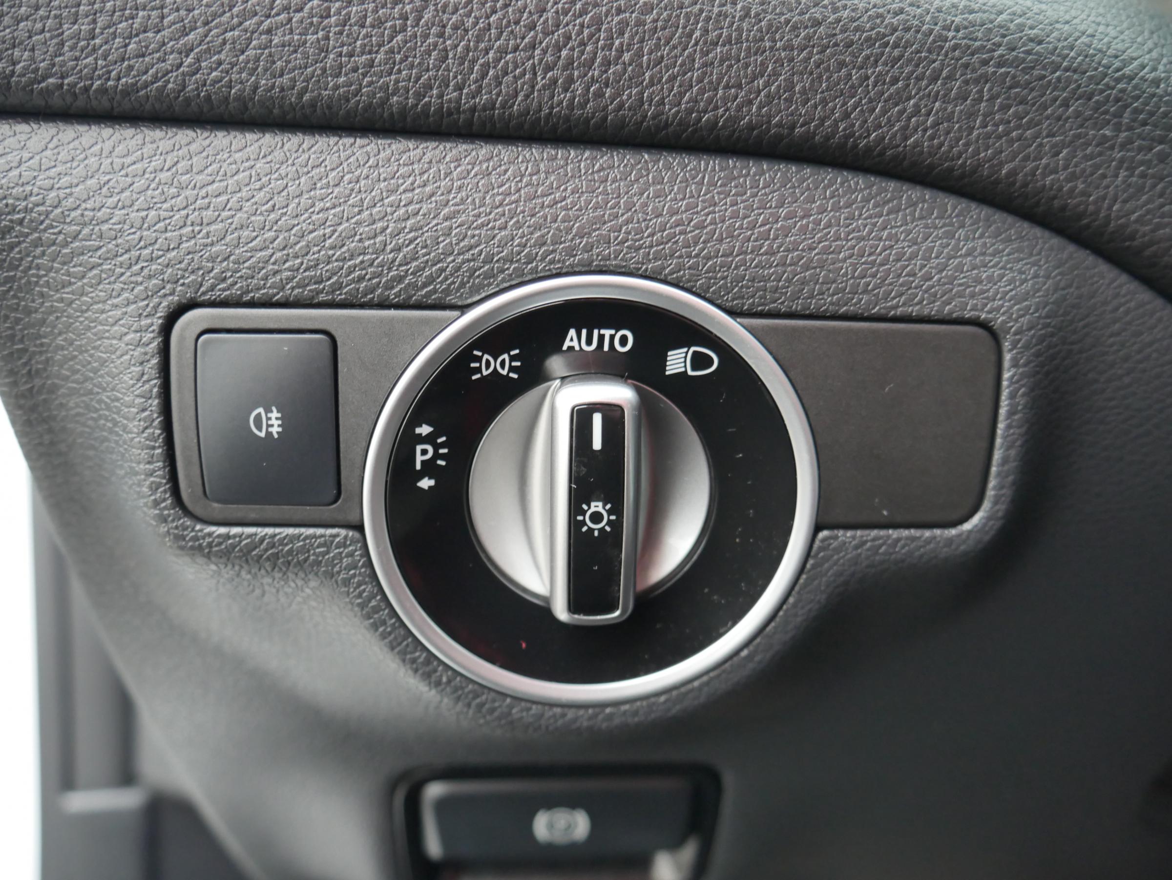 Mercedes-Benz CLA, 2019 - pohled č. 18