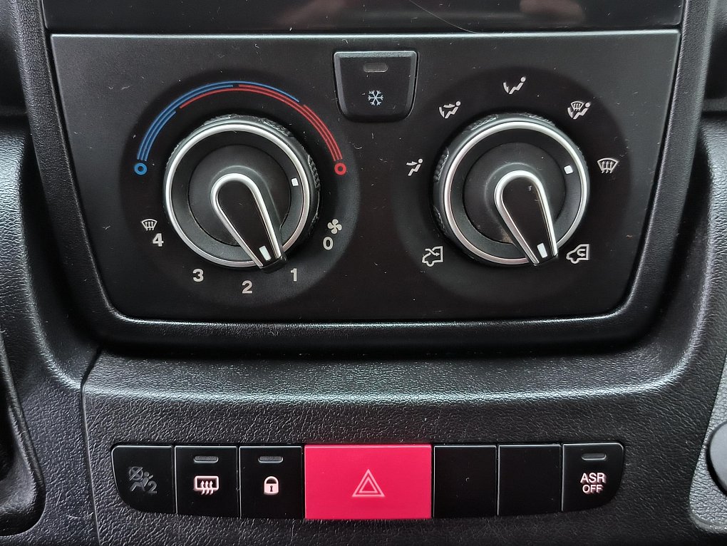 Citroën Jumper 2.0HDi  L2H2 6míst