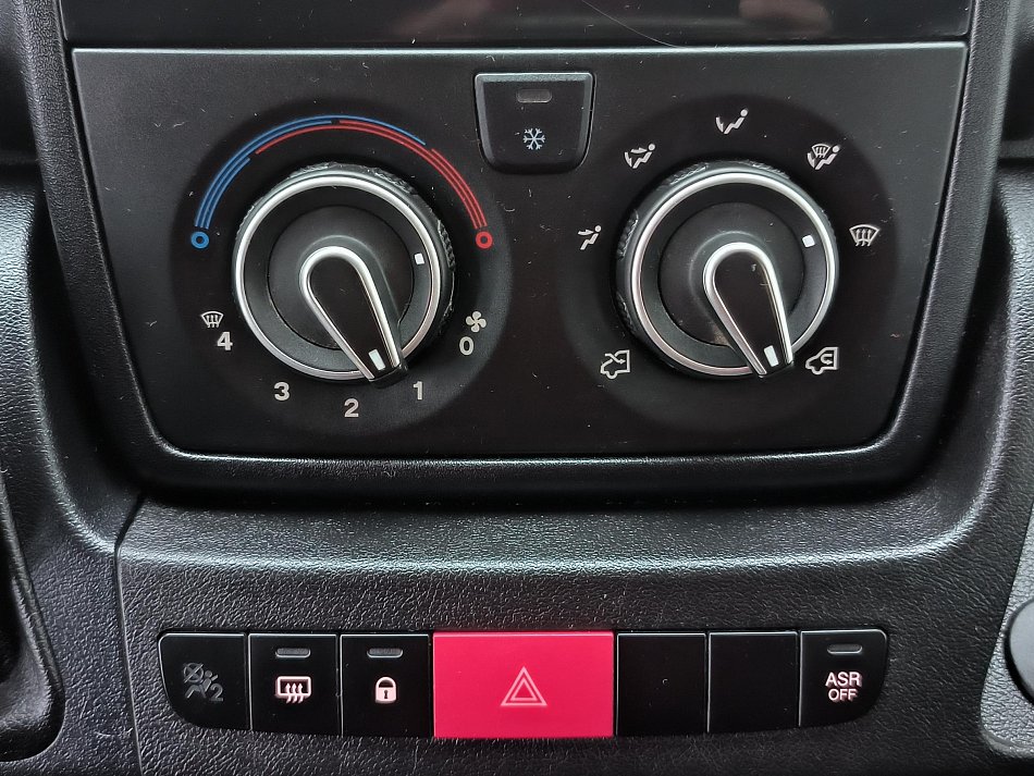 Citroën Jumper 2.0HDi  L2H2 6míst