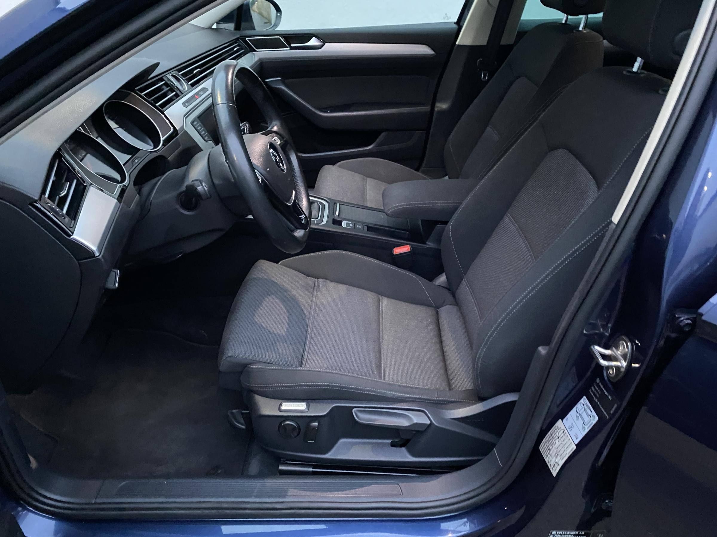 Volkswagen Passat, 2015 - pohled č. 9