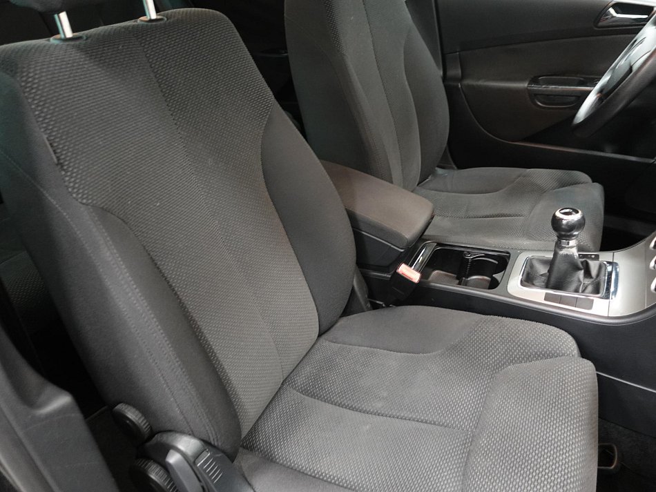 Volkswagen Passat 1.9 TDi 