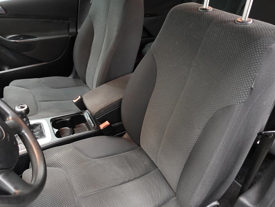 Volkswagen Passat 1.9 TDi 