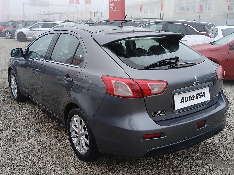 Mitsubishi Lancer 1.8Di-D 