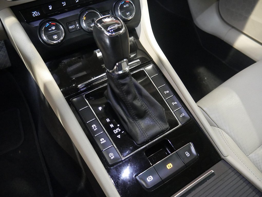 Škoda Superb III 2.0TDi L&K