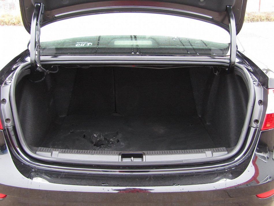 Renault Fluence 1.6 SCE 