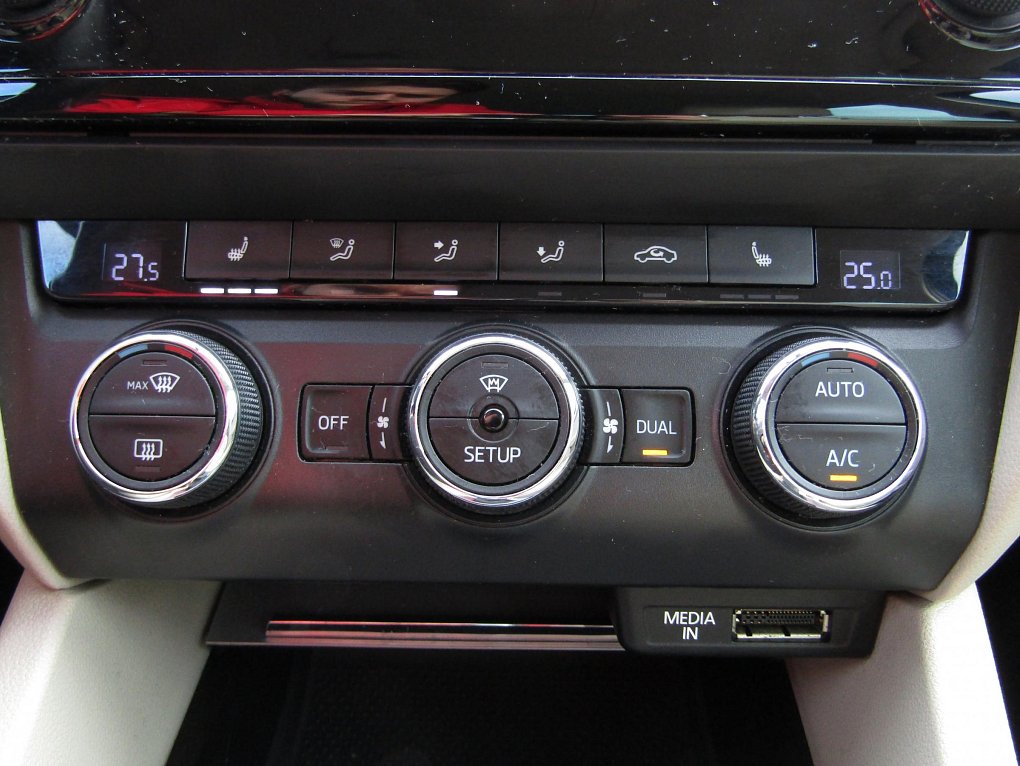 Škoda Octavia III CJSB  4x4