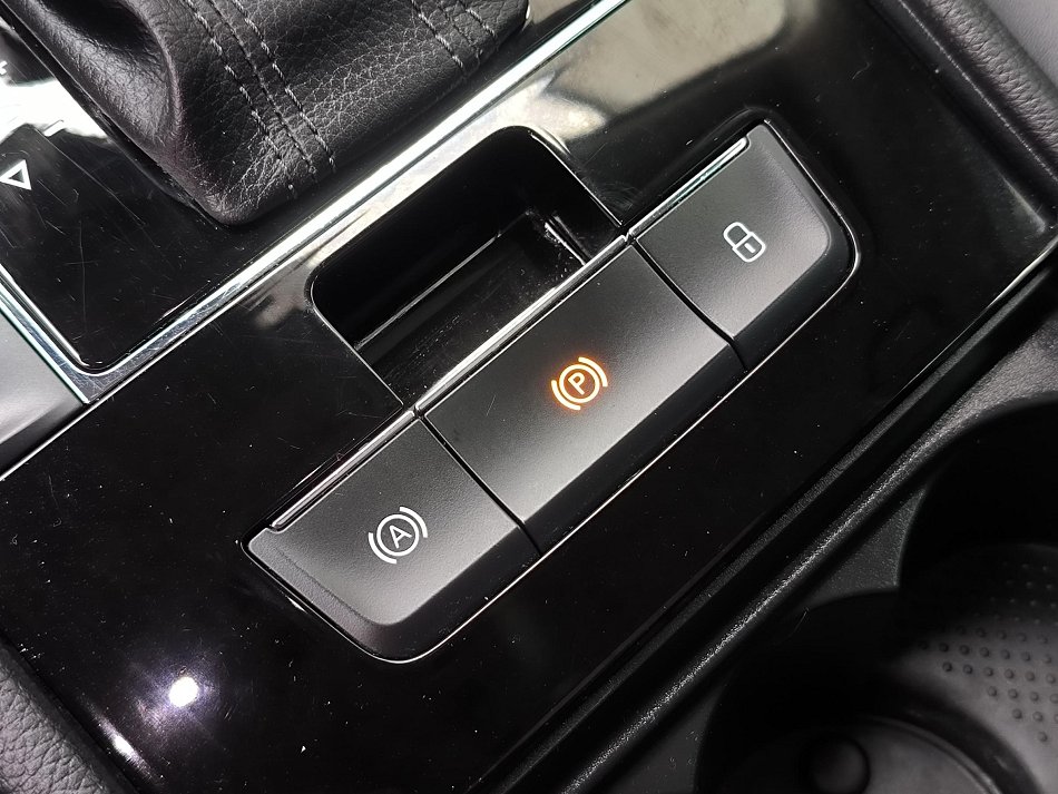 Škoda Superb III 2.0 TSi L&K 4x4