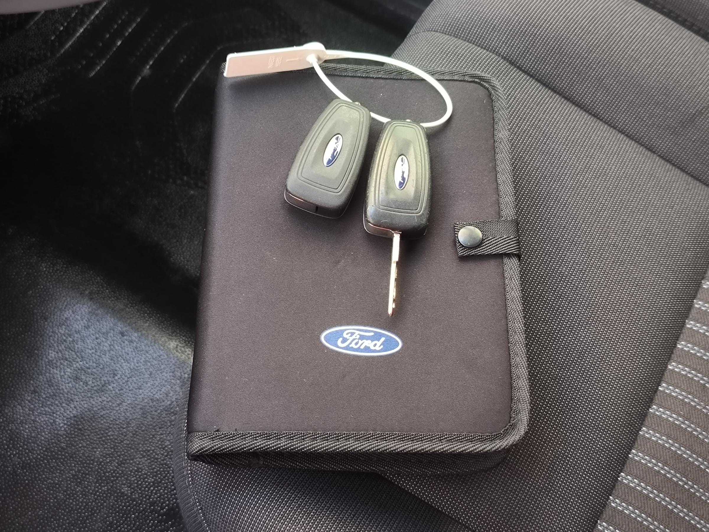 Ford Transit, 2015 - pohled č. 20