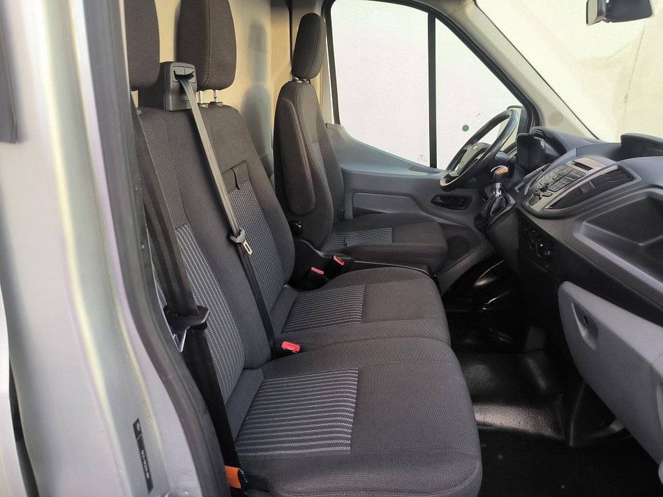 Ford Transit 2.2TDCi Trend L2H3