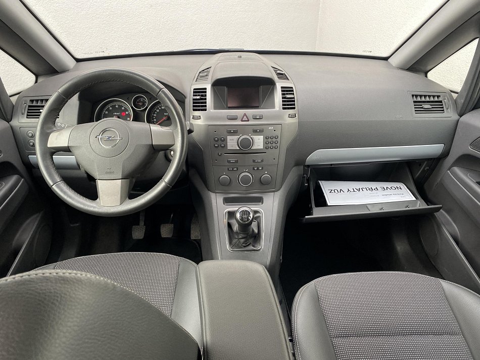 Opel Zafira 1.8i 