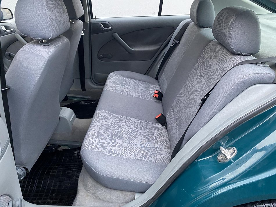 Škoda Octavia 1.6 i 