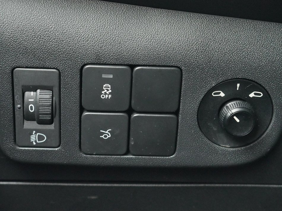 Peugeot 301 1.6 VTi Allure