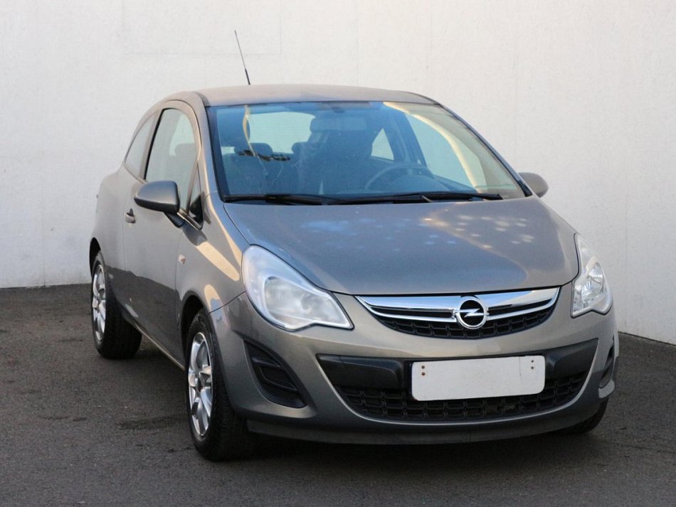 Opel Corsa 1.2 i 16V 