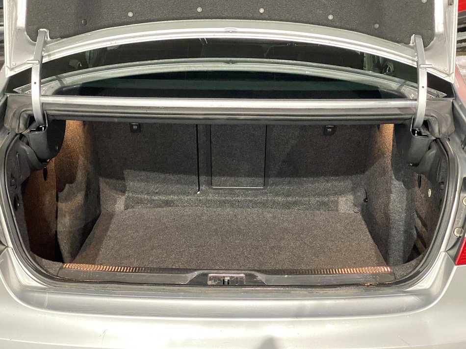 Škoda Superb II 2.0 TDi 