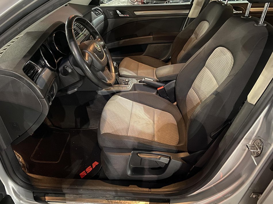 Škoda Superb II 2.0 TDi 