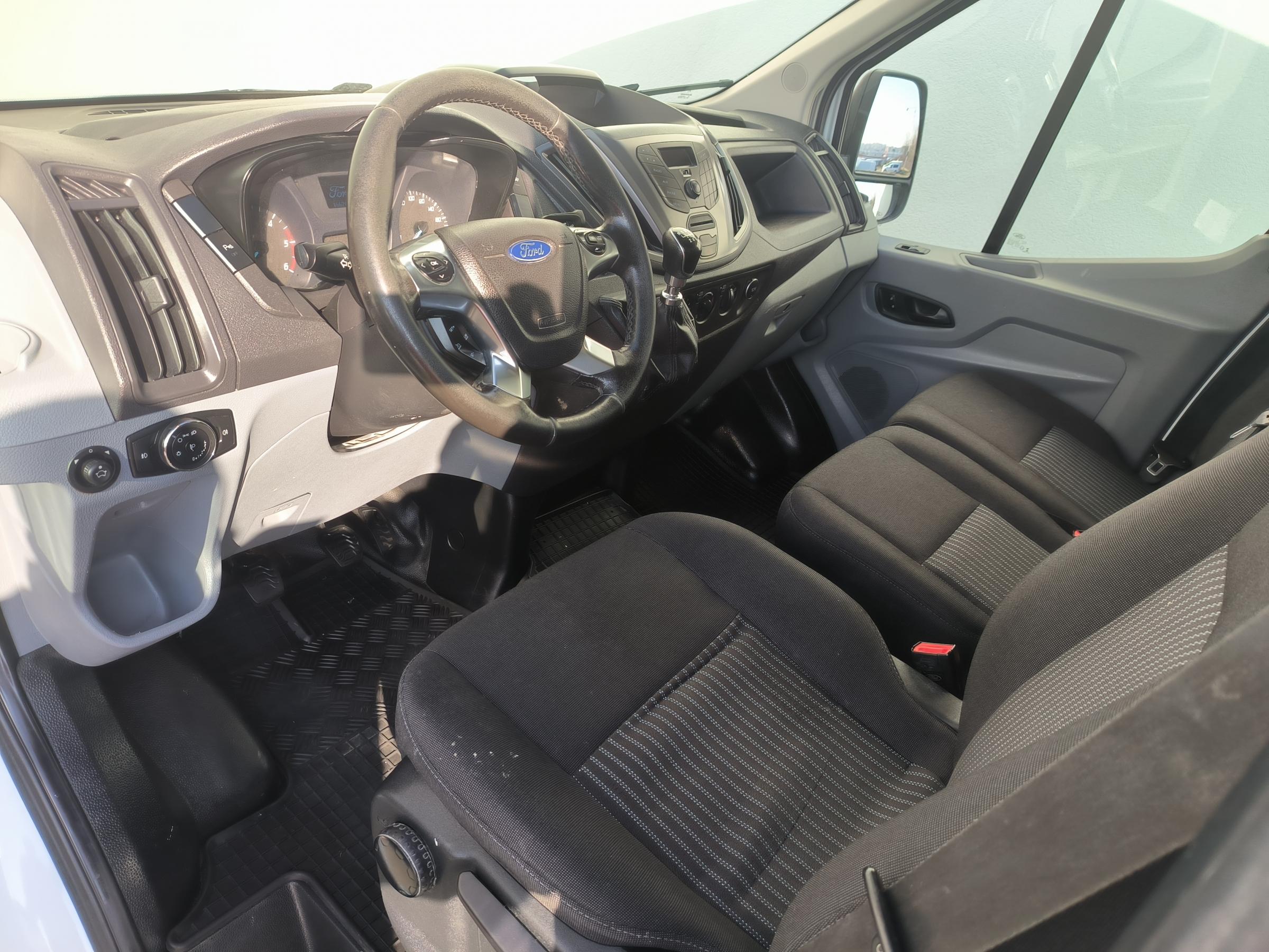 Ford Transit, 2018 - pohled č. 11