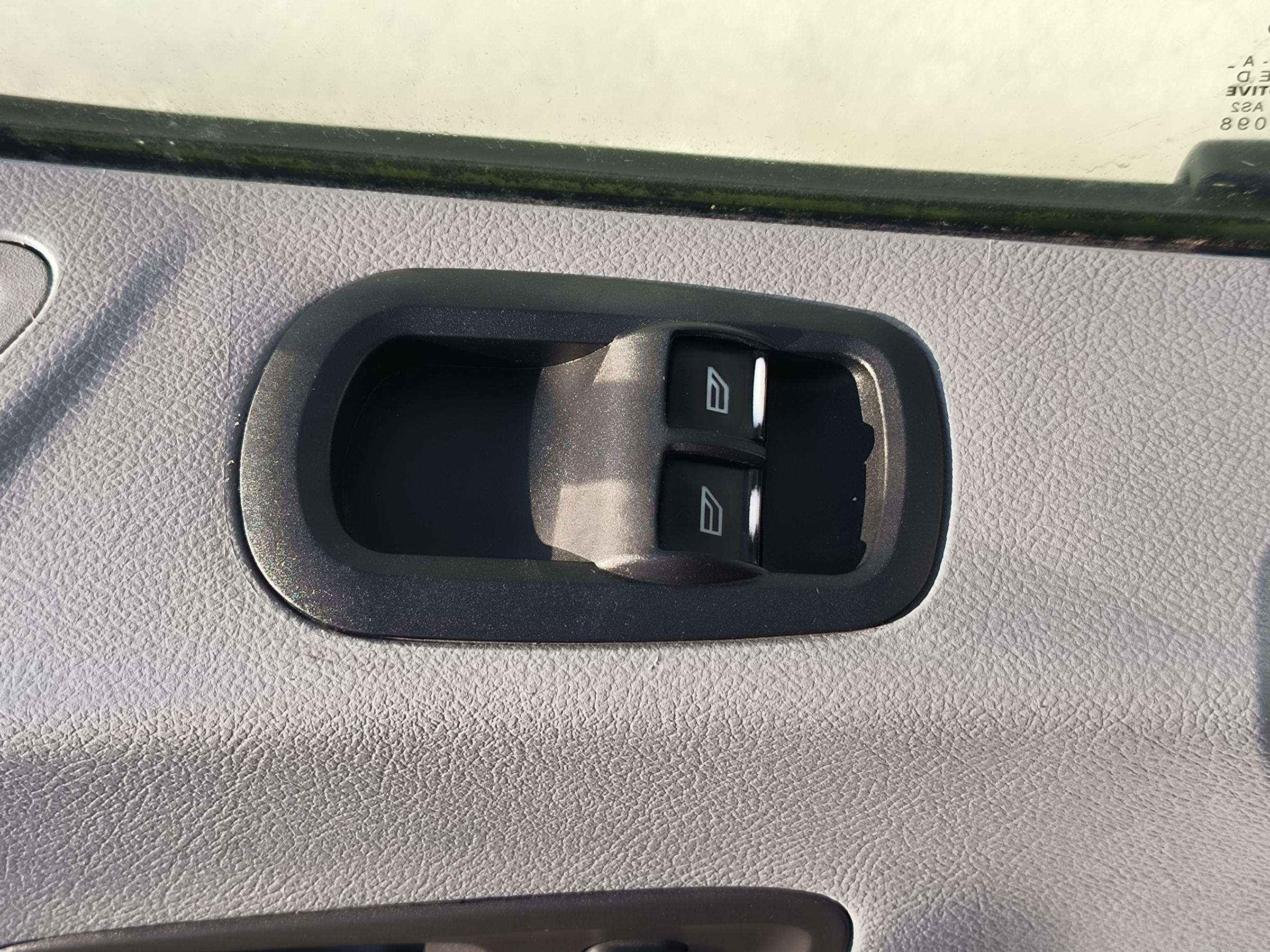 Ford Transit, 2018 - pohled č. 18