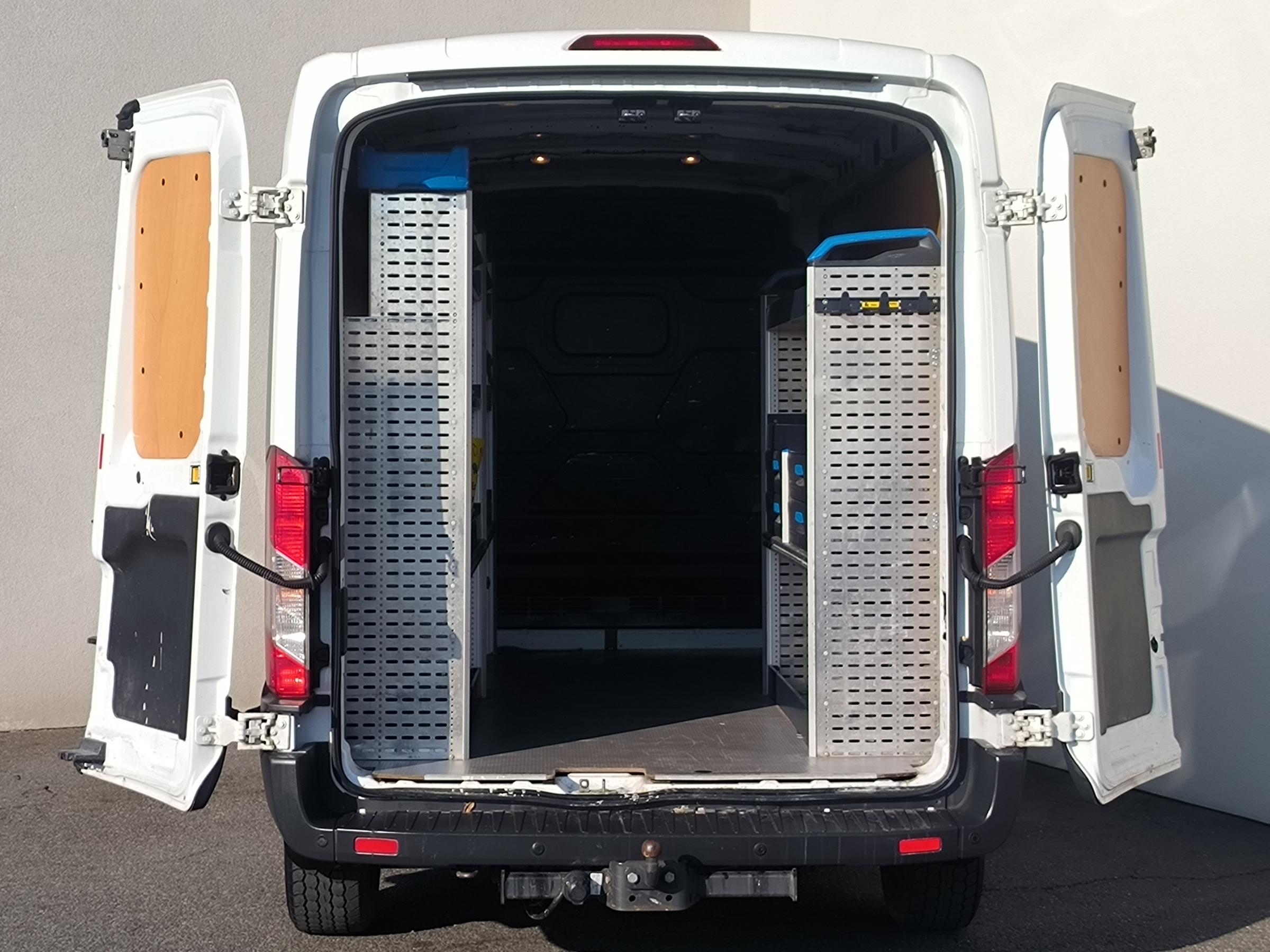 Ford Transit, 2018 - pohled č. 7