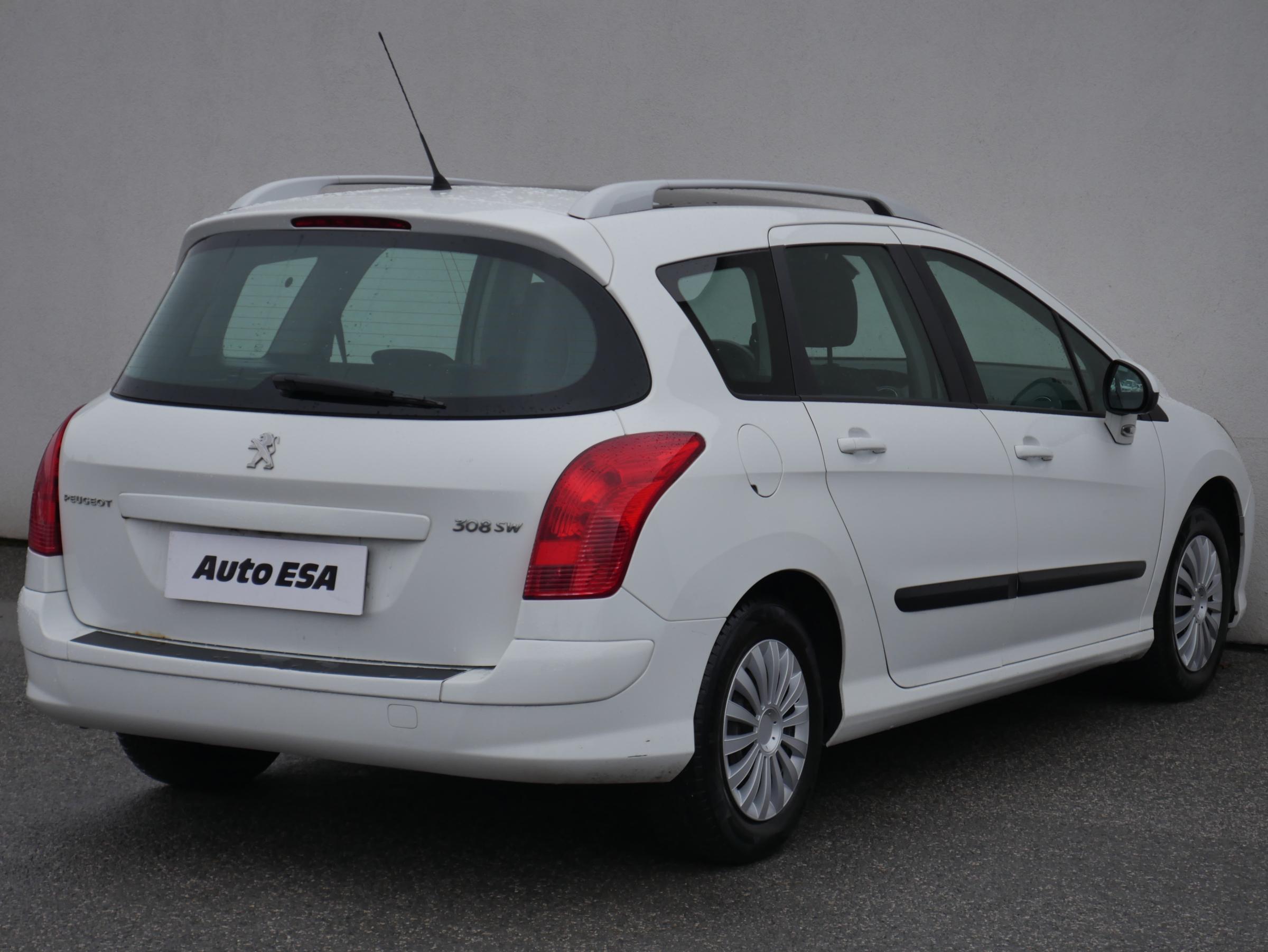 Peugeot 308, 2013 - pohled č. 4