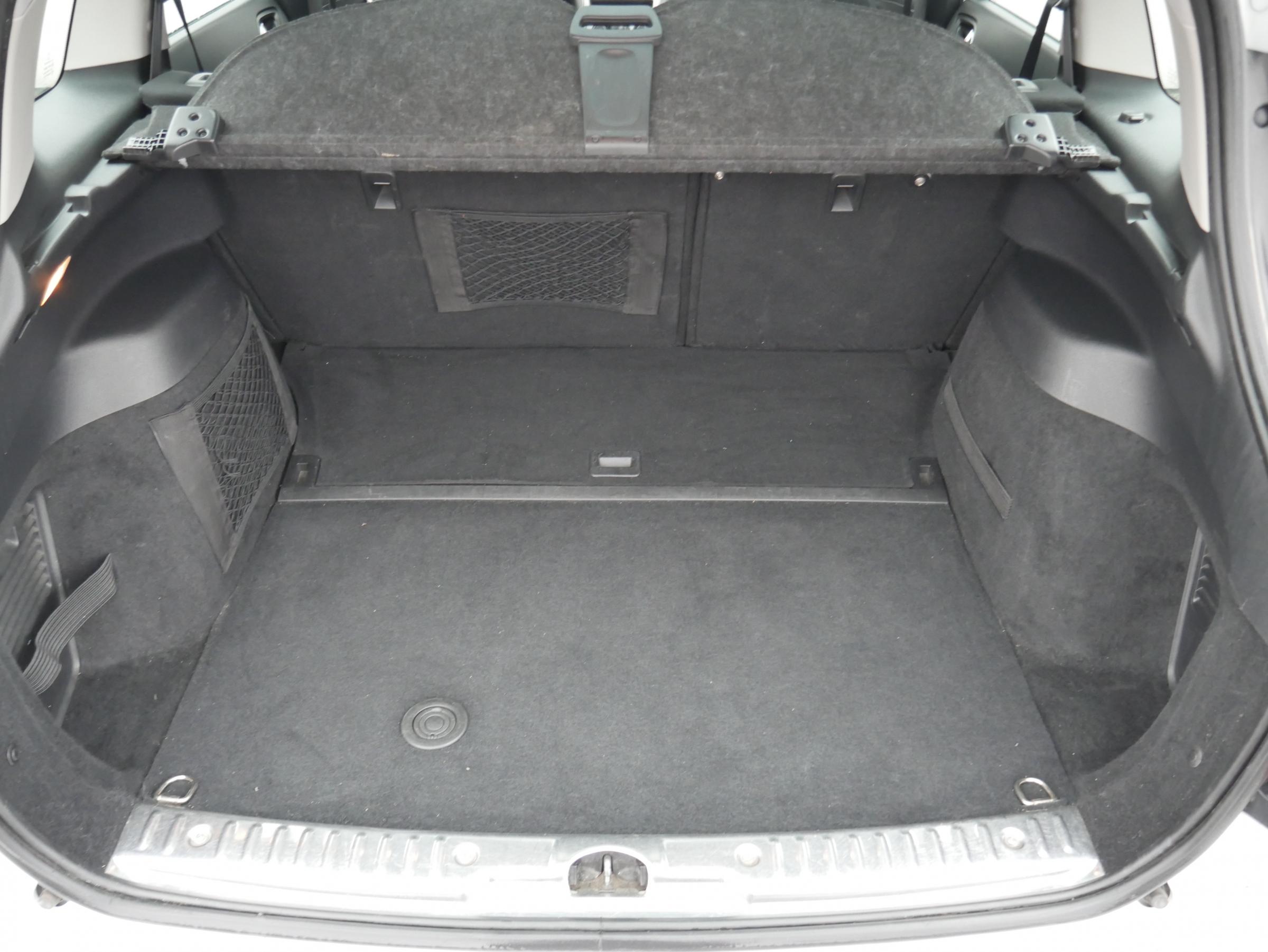 Peugeot 308, 2013 - pohled č. 7