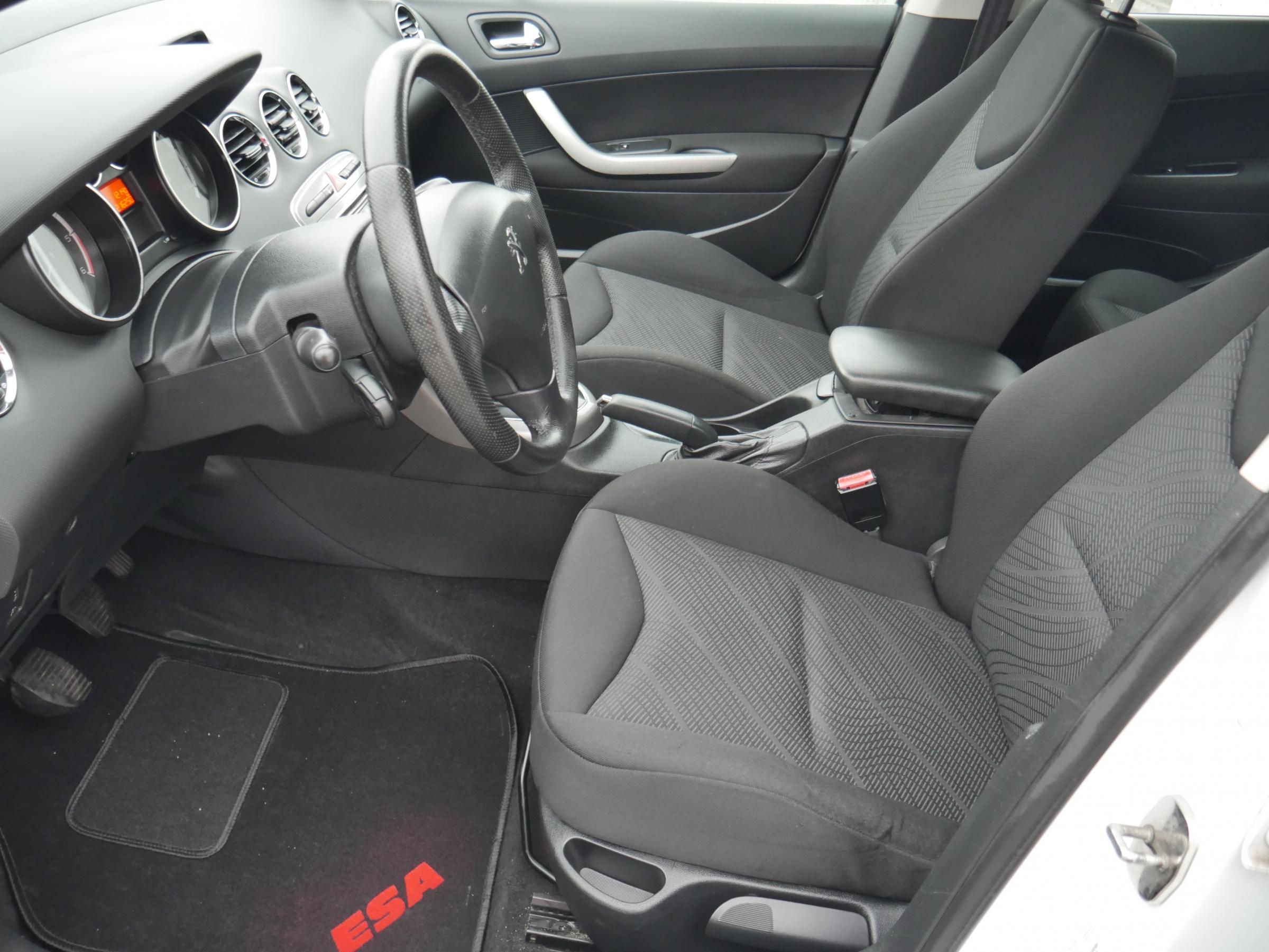 Peugeot 308, 2013 - pohled č. 9