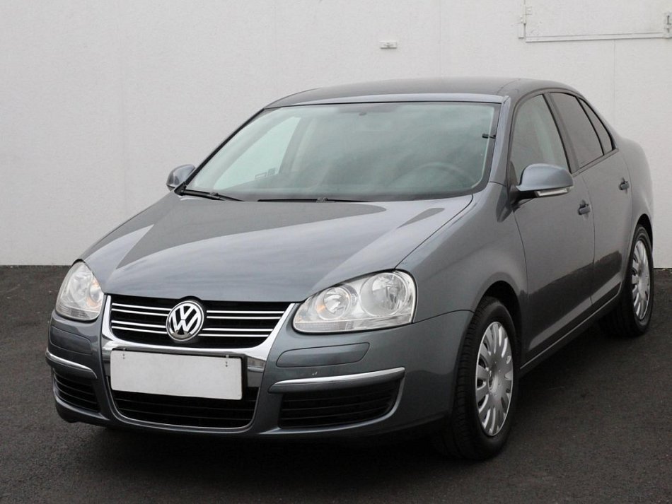 Volkswagen Jetta 1.6 MPi 