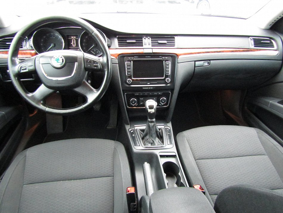 Škoda Superb II 2.0 TDi 