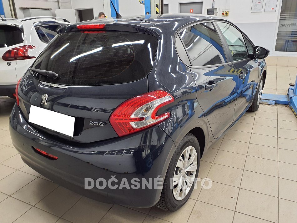 Peugeot 208 1.0 i 