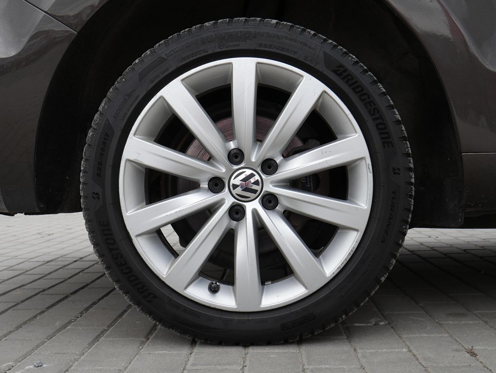 Volkswagen Sharan 2.0 TDi 