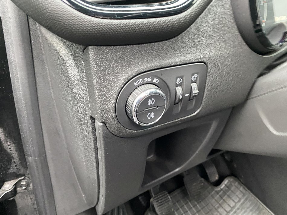 Opel Crossland X 1.2T Innovation